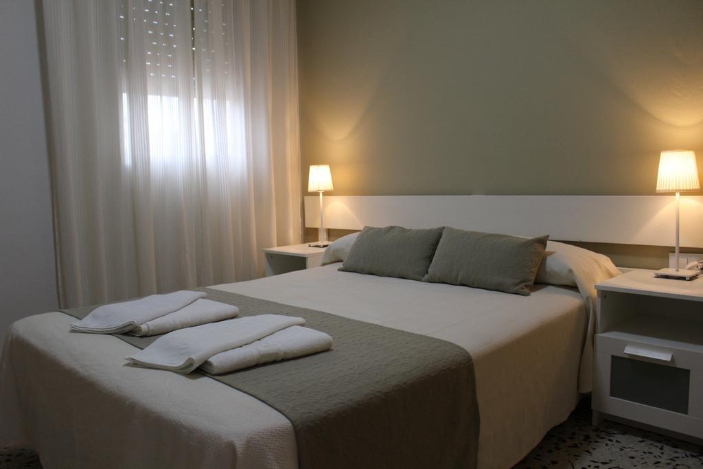 Apartamentos Bolonia Paraiso 외부 사진
