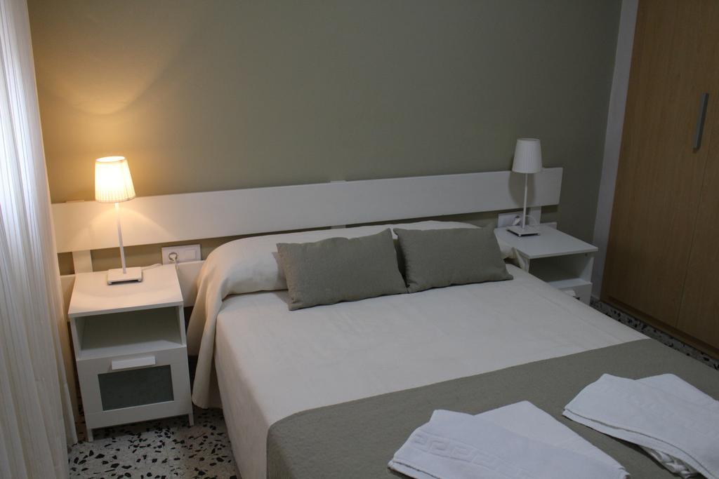 Apartamentos Bolonia Paraiso 외부 사진